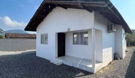 Casa para Venda em Schroeder / SC no bairro Sossego