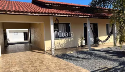 Casa para Venda em Guaramirim / SC no bairro Ilha da Figueira