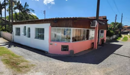 Casa para Venda em Balneário Barra do Sul / SC no bairro Centro