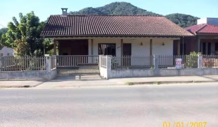 Casa para Venda em Jaraguá do Sul / SC no bairro João Pessoa