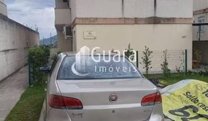 Apartamento em corticeira / Guaramirim