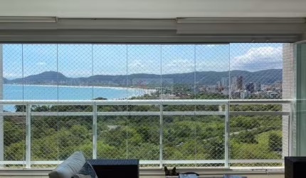 Apartamento à venda no Parque da Enseada. 3 suítes, vista para o mar  e lazer completo.