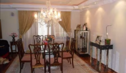 Apartamento à venda na Rua Conselheiro Brotero