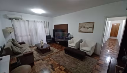 Apartamento frente mar de 200m², 3 dormitórios sendo 1 suíte, 1 vaga demarcada grande
