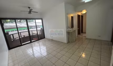 Apartamento à venda na Praça Oscar da Silva na Vila Guilherme, 3 quartos, 2 banheiros, 1 vaga