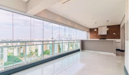 Cobertura Duplex à venda no Brooklin Paulista. Piscina, vista espetacular, 3 suítes. Veja mais!