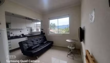 Casa em condomínio fechado com 1 quarto, 1 banheiro, bairro Maracanã