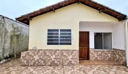 Casa de 3 quartos, 1 banheiro, 3 vagas de garagem no bairro Samambaia.