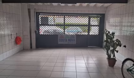 Casa à venda com 75 m². Bairro Canto do Forte, Praia Grande. 2 quartos sendo 1 suíte, 3 vagas