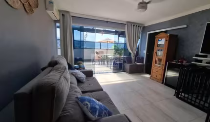 Cobertura duplex com 3 dormitórios e 2 vagas no Caiçara