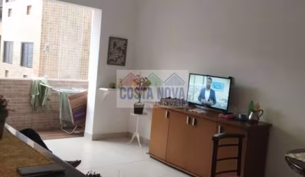 Apartamento no Caiçara a 50 metros do mar