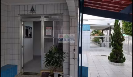 Kitnet na Ocian, quarto e banheiro