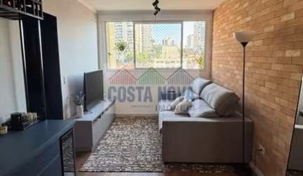 Apartamento à venda com 50m², quarto, sala, cozinha e vaga de garagem em excelente localização