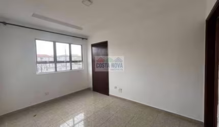 Apartamento com 2 quartos sendo 1 suíte, 2 banheiros, 1 vaga, bairro Macuco