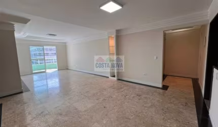 Apartamento com 3 quartos sendo 1 suíte, 2 banheiros, 2 vagas demarcadas, bairro Canto do Forte