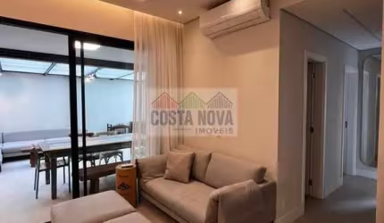 Apartamento à venda com 170m², 2 quartos, ambos suítes, 3 banheiros, 2 vagas e depósito privativo