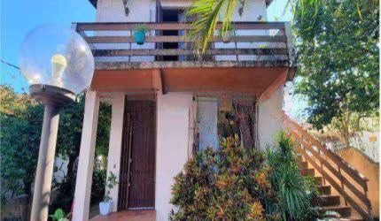 Casa com 3 dormitórios para alugar, 102 m² por R$ 2.680,00/mês - Santo Antônio - Porto Alegre/RS