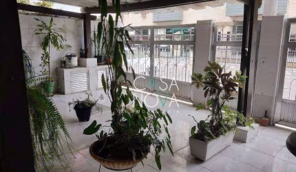 Casa na Ponta da Praia para alugar