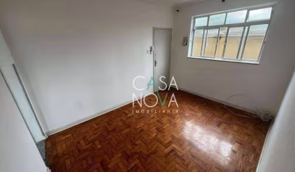 Apartamento na Vila Belmito com 2 dormitórios