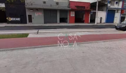 Loja Comercial de frente para o Poupatempo
