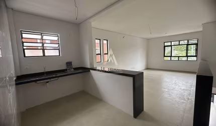 Casa Sobreposta Alta nova a venda com 2 Suítes, 1 vaga na Vila Belmiro em Santos