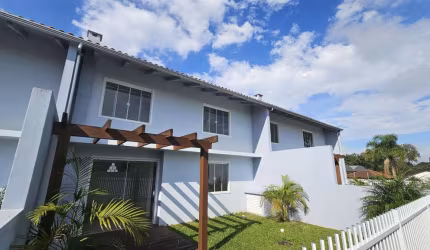 Sobrado para Venda em São Bento do Sul, Schramm, 3 dormitórios, 1 banheiro, 1 vaga