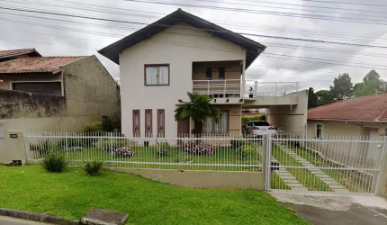 Casa para Venda em São Bento do Sul, Colonial, 3 dormitórios, 1 suíte, 3 banheiros, 2 vagas
