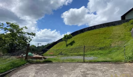 Terreno à venda na Rua Colon, 555, Glória, Joinville por R$ 549.000