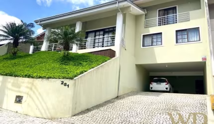 Casa com 4 quartos à venda na Rua Tatuapé, 281, Floresta, Joinville por R$ 795.000
