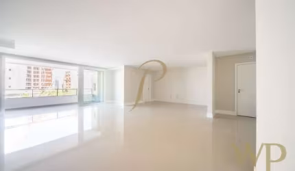 Apartamento com 4 quartos à venda na Rua Aracaju, 1340, Santo Antônio, Joinville por R$ 1.600.000