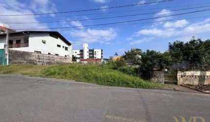 Terreno à venda na Rua Professor Pedro Vieira, 41, Costa e Silva, Joinville por R$ 700.000