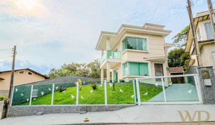 Casa com 3 quartos à venda na Itororó, 895, Bom Retiro, Joinville por R$ 1.280.000