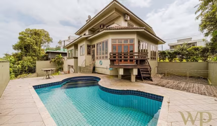 Casa em condomínio fechado com 3 quartos à venda na Rua Samuel Heusy, 392, Bom Retiro, Joinville por R$ 2.200.000