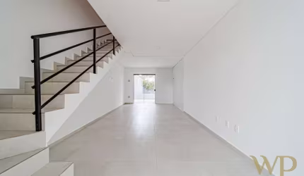 Casa com 3 quartos à venda na Rua Pomerode, 184, Iririú, Joinville por R$ 530.000