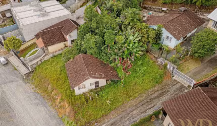 Terreno à venda na Rua das Hortências, 61, São Marcos, Joinville por R$ 349.000