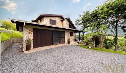 Chácara / sítio com 3 quartos à venda na Tibério Ferrari, 152, Itinga, Joinville por R$ 3.450.000