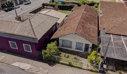 Casa comercial à venda na Rua Coronel Procópio Gomes, 155, Bucarein, Joinville por R$ 980.000