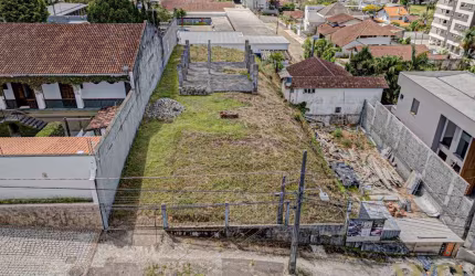 Terreno à venda na Rua Porto União, 890, Anita Garibaldi, Joinville por R$ 1.180.000