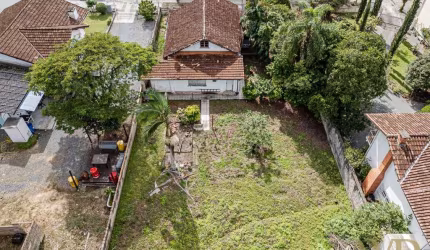 Terreno à venda na Rua Porto União, 1193, Anita Garibaldi, Joinville por R$ 1.350.000