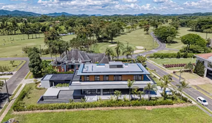 Casa em condomínio fechado com 4 quartos à venda na Estrada da Ilha, 4830, Pirabeiraba, Joinville por R$ 14.000.000