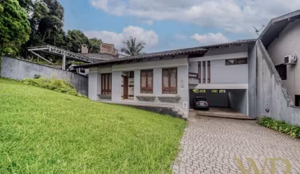 Casa em condomínio fechado com 4 quartos à venda na Rua de Marseille, 369, Saguaçu, Joinville por R$ 1.850.000