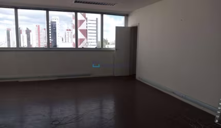 Conjunto Comercial Próximo a estação São Judas
