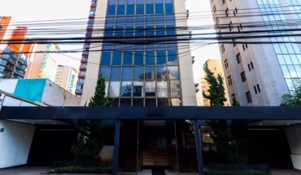 Prédio comercial 145m2 por andar; - 18 vagas no subsolo; 11* andar tem 100 m2 de área computável.