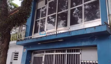 sobrado comercial a 100m do metrô.