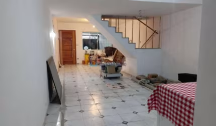 Sobrado 236m²,4 Dts, Suíte, 4WC, Edícula, Quintal,1vaga !950M,10 min a pé ao Metrô Conceição