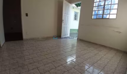 Casa Térrea com 01 Dormitório na Vila Guarani