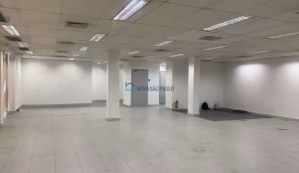 COMERCIAL PARA LOCAÇÃO SITUADO À AV. WASHINTON LUIS, EM FRENTE AO AEROPORTO DE CONGONHAS