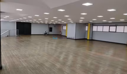 Prédio comercial com 287 m²