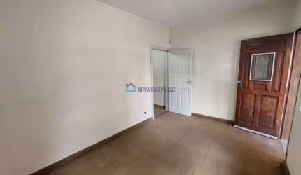 Sobrado residencial na região da Saúde