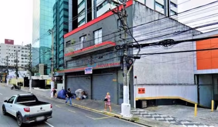 Loja na avenida Jabaquara, próximo ao Metro São Judas